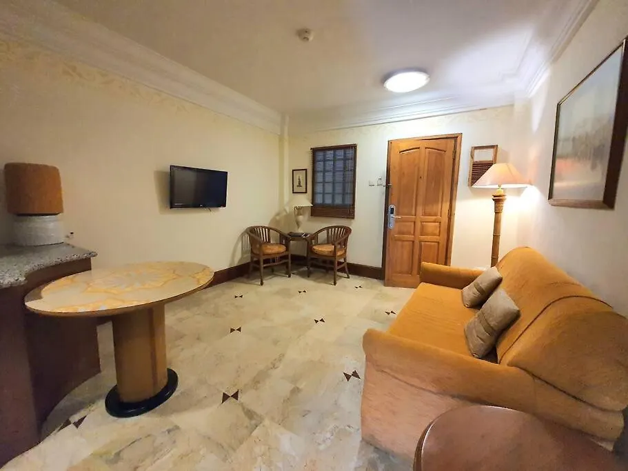 C&C Jayakarta Apartment Legian Bali A Seminyak   Seminyak (Bali)